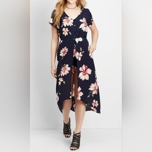 XXL MAURICES V-Neck Floral Shorts Romper Walk-Through Maxi Dtess